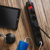 Prelungitor 5 prize, 2 porturi USB, intrerupator, 4.5 m, Schuko, SPACER