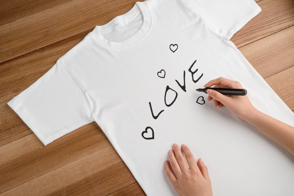 Cum sa indepartezi markerul permanent de pe orice suprafata